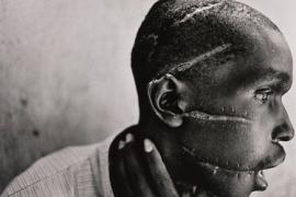 Una terribile immagine del genocidio (foto di Afrique News Blog)