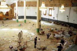 La moschea sciita di Kuwait City dopo l'attentato