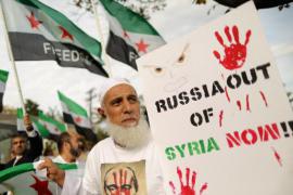 Manifestazione di protesta contro la guerra in Siria