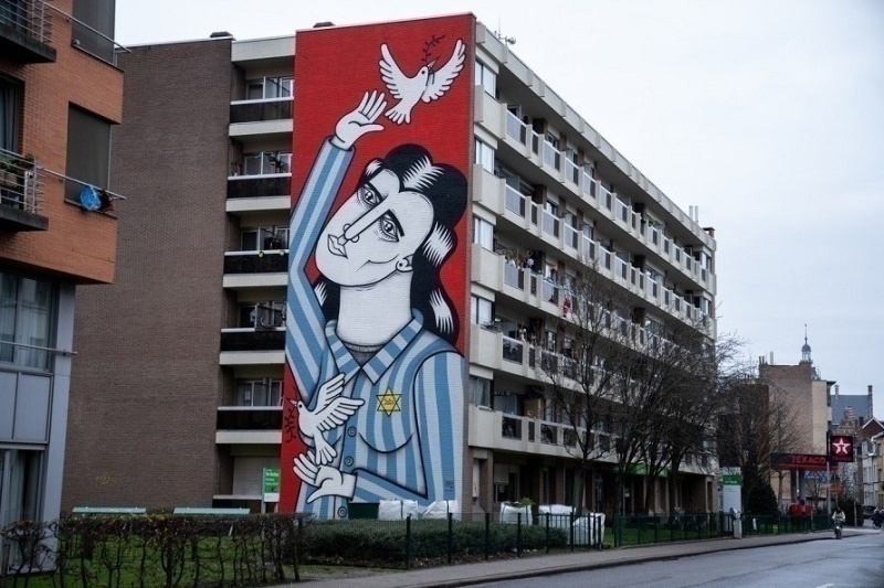 il murales realizzato ad Anversa in onore di Mala Zimetbaum