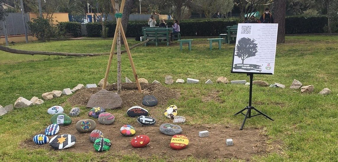 Giardino dei Giusti della scuola elementare di Marina di Campo