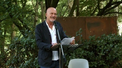 Tenda del Lutto: le letture per la pace di Claudio Bisio