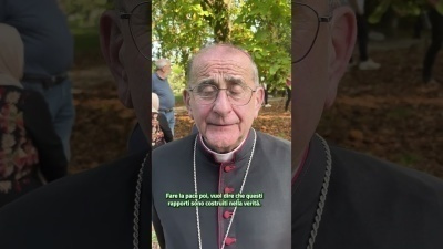 Come si fa a fare la pace? La risposta dell'Arcivescovo Delpini dalla Tenda del Lutto