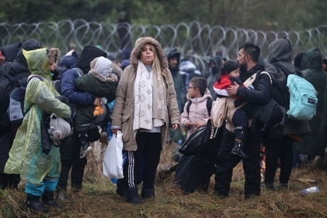 A chi fa comodo la crisi dei migranti al confine polacco-bielorusso