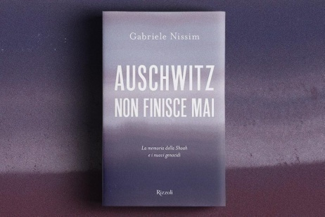 Spinoza ad Auschwitz. Sulle pratiche della memoria e la prevenzione dei genocidi