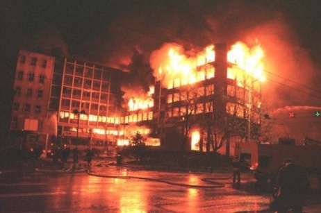 Belgrado 1999: ci si abitua persino alle bombe