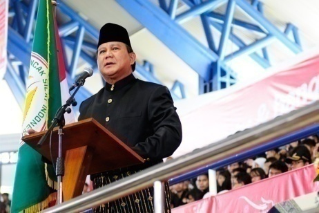 Rapimenti, repressioni, revisionismo storico: chi è Prabowo, il nuovo presidente dell'Indonesia