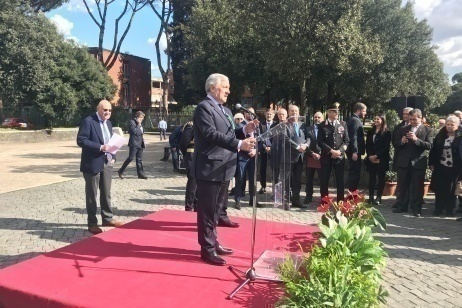 Tajani a Gariwo: "Faremo nuovi Giardini dei Giusti nelle ambasciate italiane"