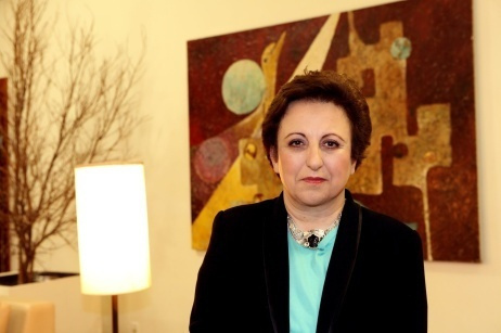 Shirin Ebadi: "Non si torna più indietro, continueranno fino al crollo del regime degli Ayatollah"