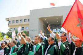 I giudici marocchini davanti alla Corte suprema di Rabat (foto del Taipei Times)