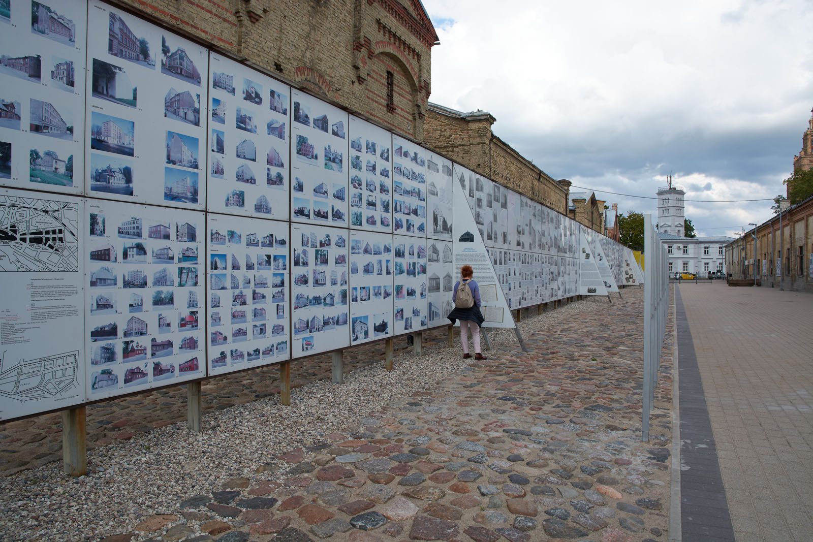 Ricordo delle vittime dell'eccidio di Rumbula volti e storie [galleria
